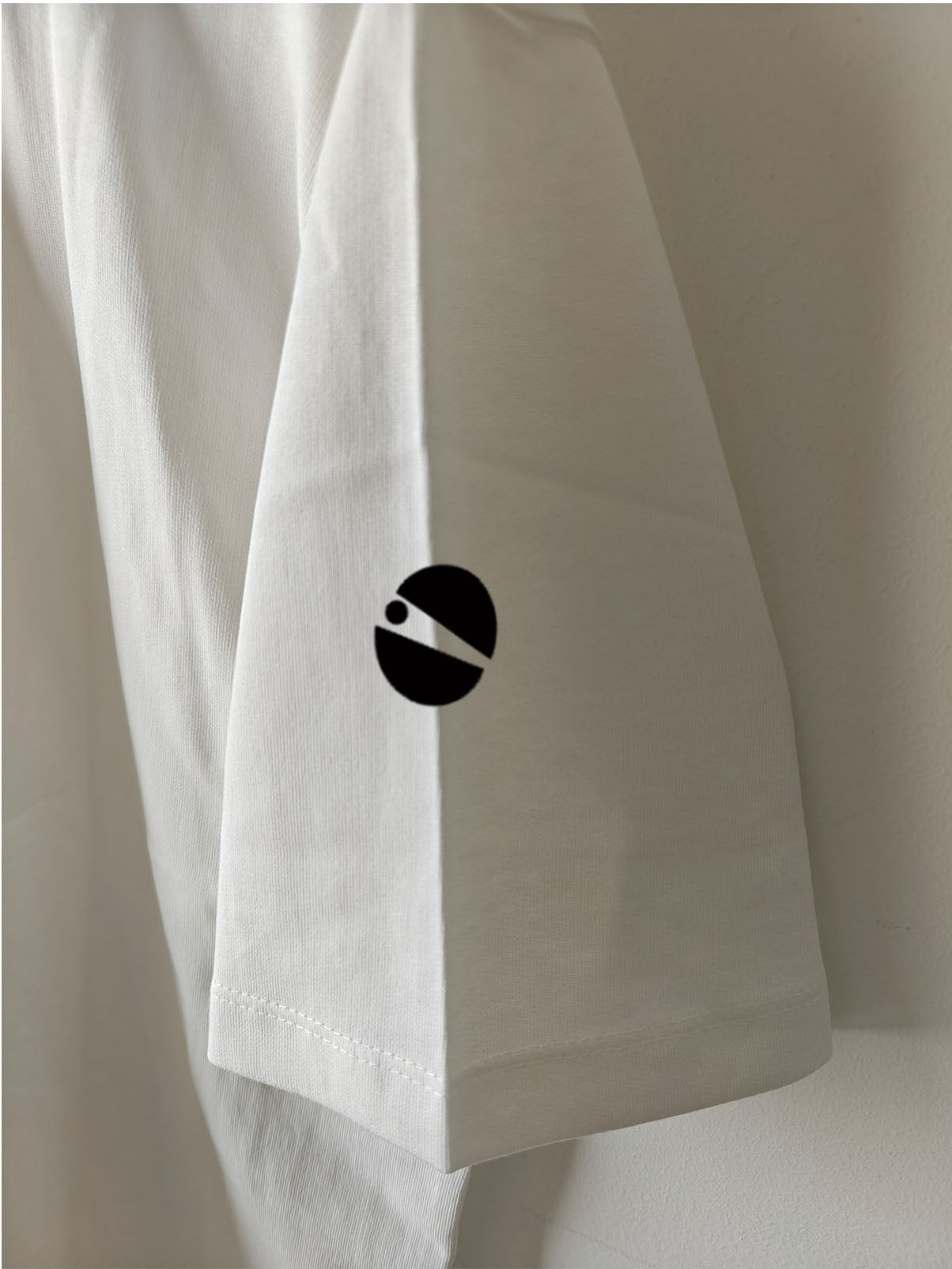 ABSTRACT POCKET : Unisex Oversized T-shirt