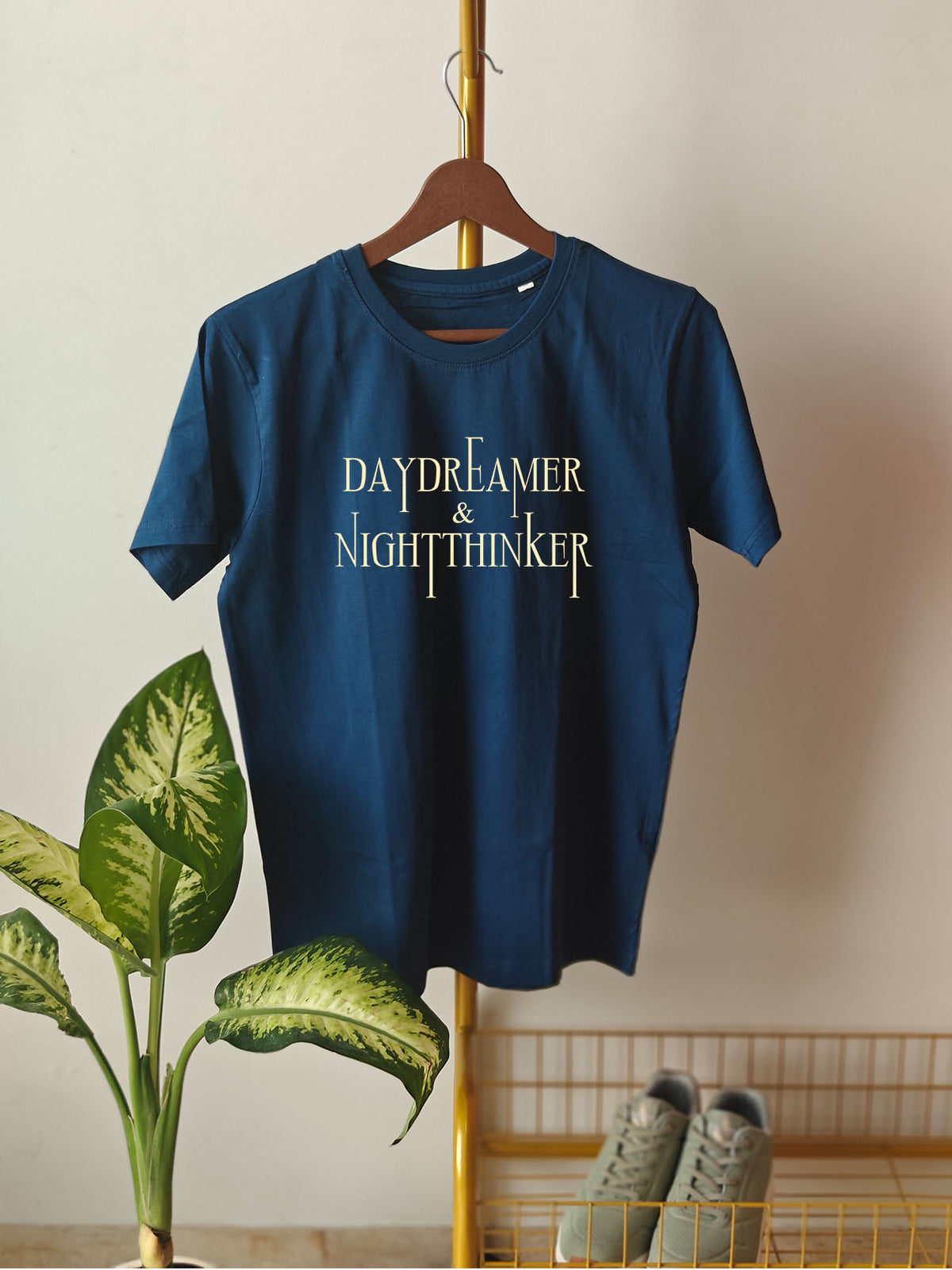 DAY DREAMER : Unisex Regular T-shirt