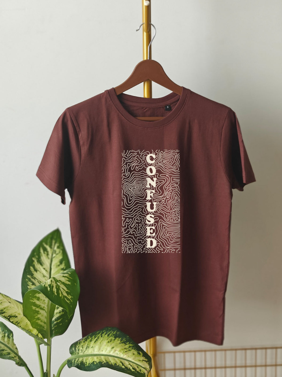 CONFUSED : Unisex Regular T-shirt