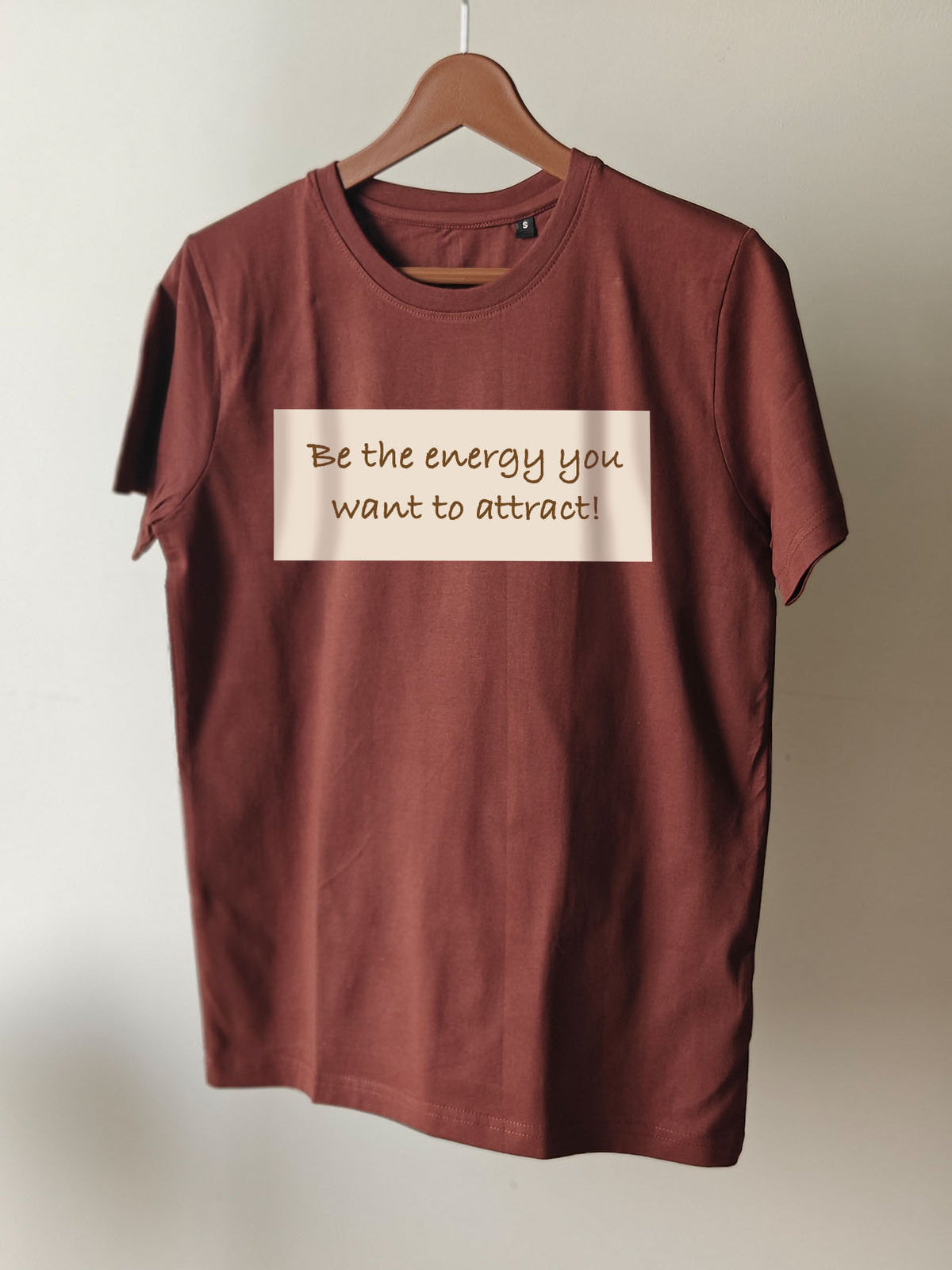 BE THE ENERGY : Unisex Regular T-shirt