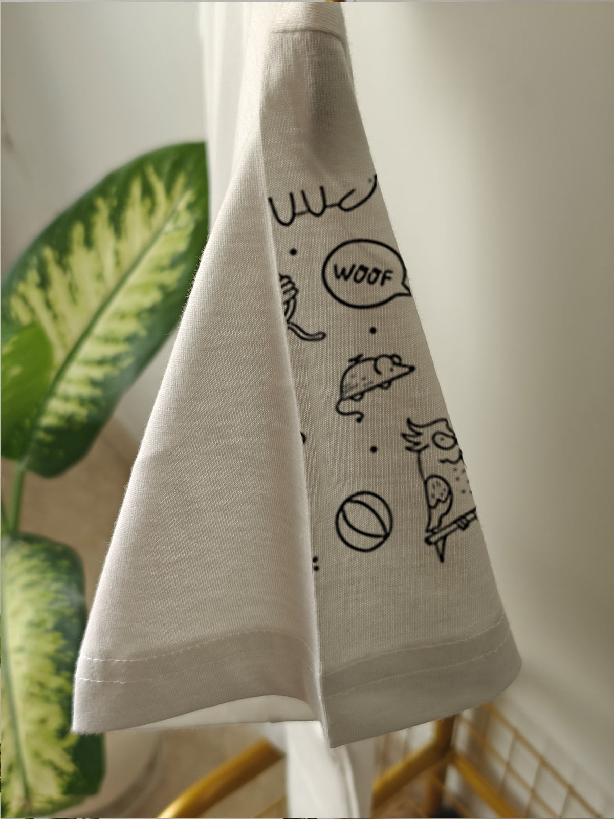 DOODLE ME : Unisex Regular T-shirt