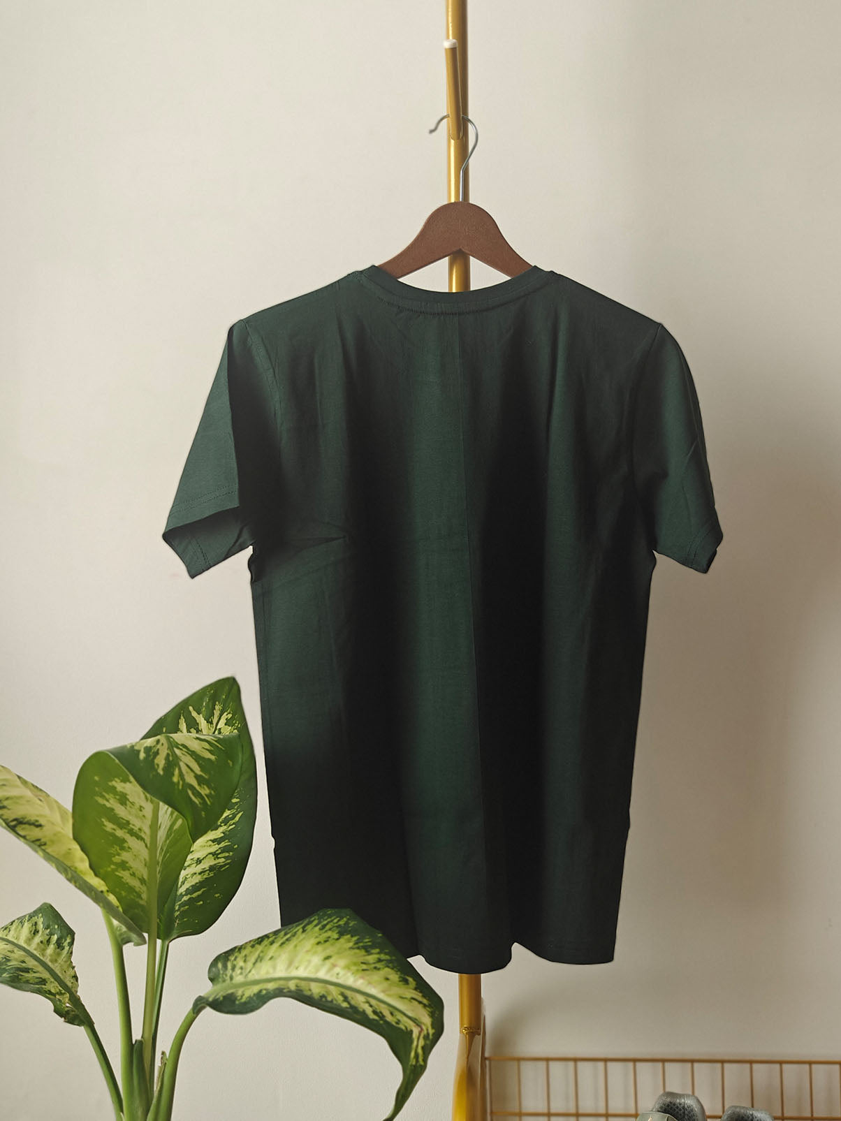 Solid Dark Green : Unisex Regular T-shirt