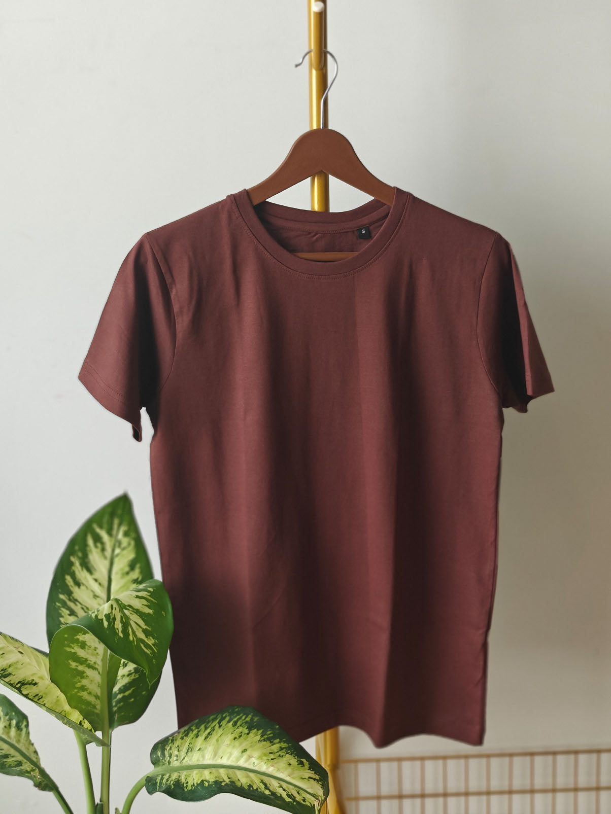 Solid Brown : Unisex Regular T-shirt