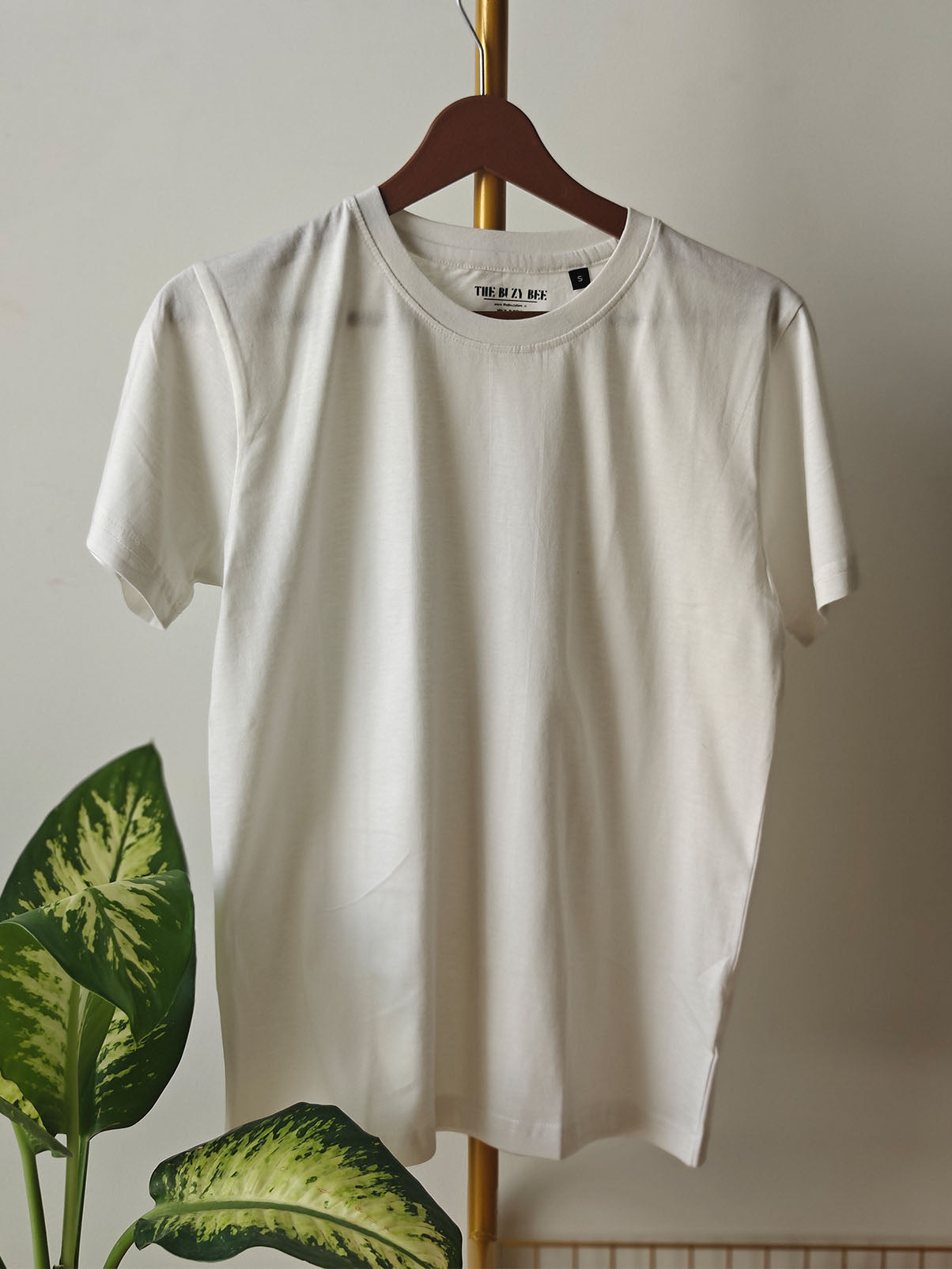 Solid White : Unisex Regular T-shirt
