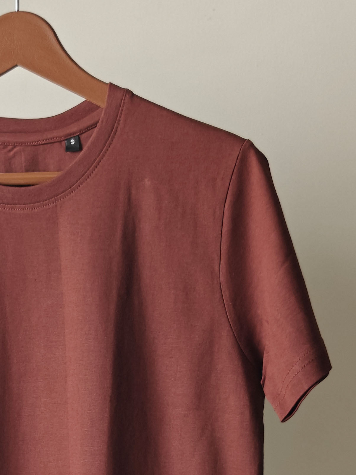 Solid Brown : Unisex Regular T-shirt