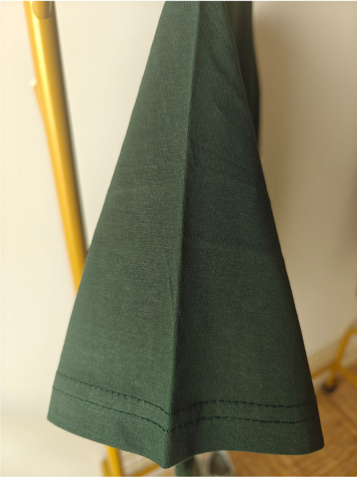 Solid Dark Green : Unisex Regular T-shirt